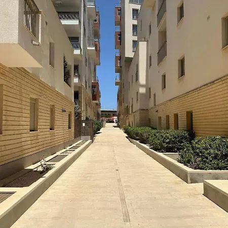 Flat In Luxury Complex Appartamento *