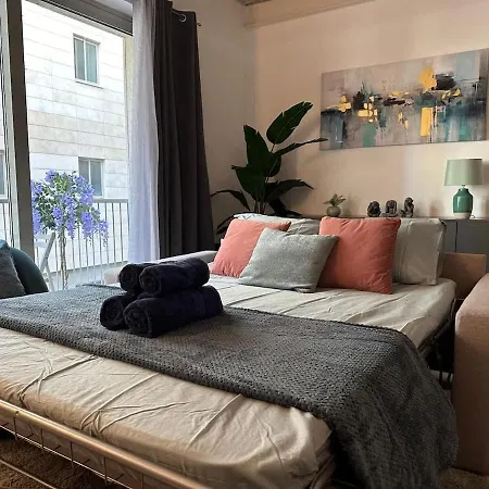 Flat In Luxury Complex Appartamento Sliema